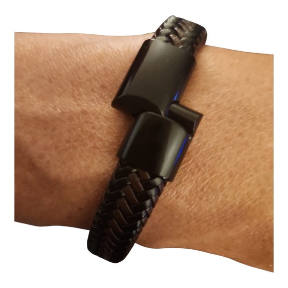 Men's Black and Brown Leather Engraved Braided Bracelet with Infinity Knot - Picture 3 of 12